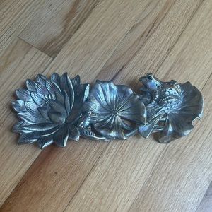 Arthur Court 8” x 3” beautiful accent plate